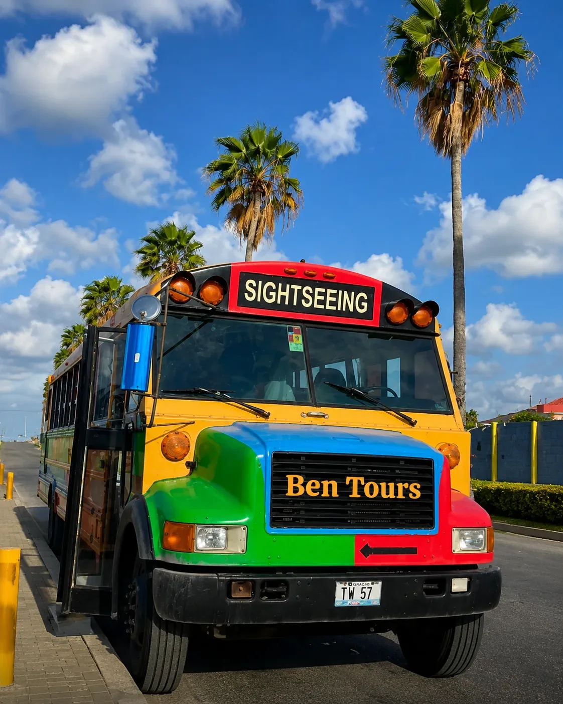 Colorful Ben Tours sightseeing bus for the East Side Tour in Curaçao